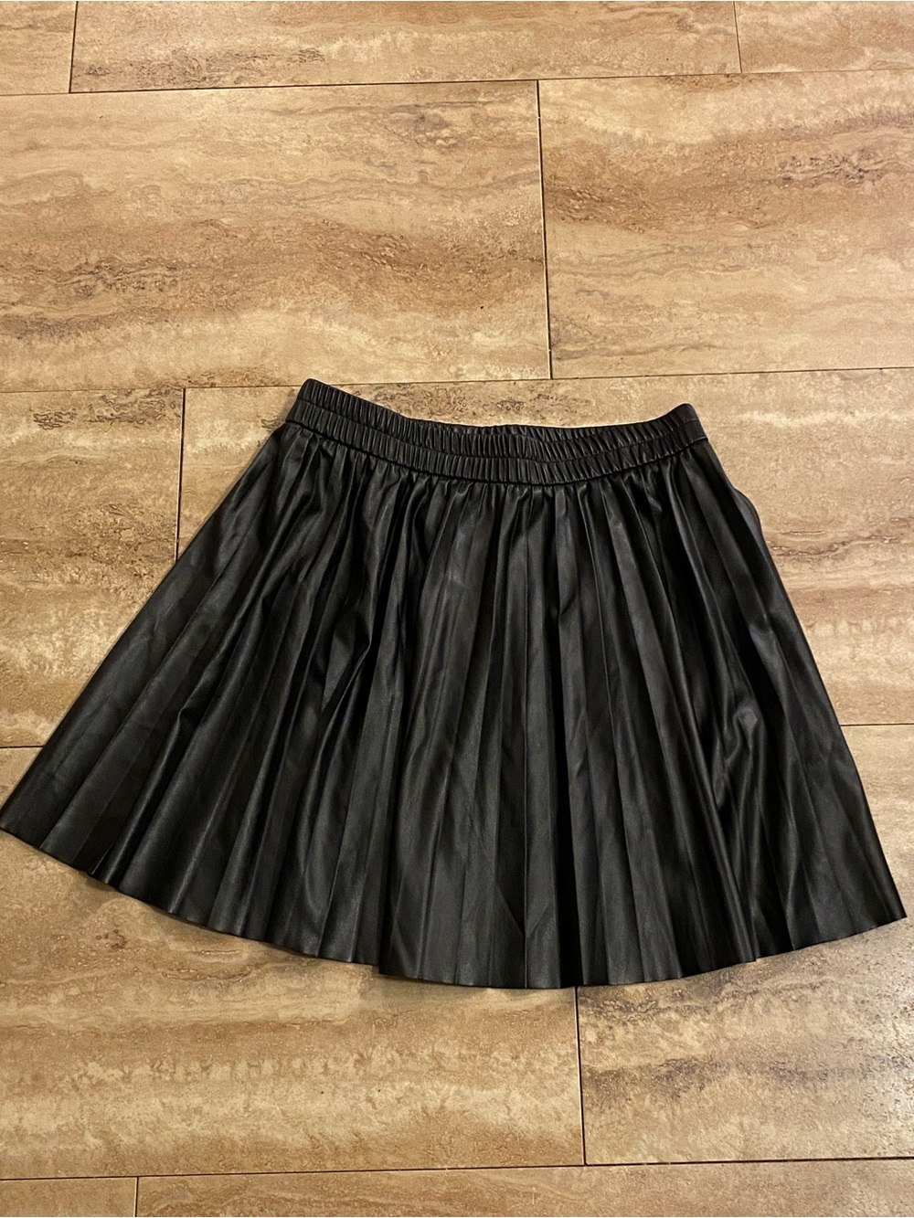 Sincerely Jules Y2K Black Pleated Faux Leather Skater Skirt Size Large